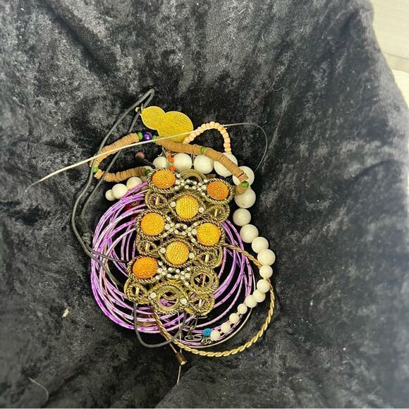 Crafters jewelry and junk drawer 5lbs vintage to current 5 pound scoop - Picture 14 of 15